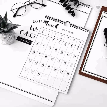 2022 calendar custom Desk calendar wall calendar daily planner / 5