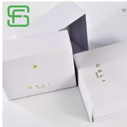 Bespoke White Luxury Branding Cosmetic Packaging Custom Logo Gold Stamping Boxes / 3