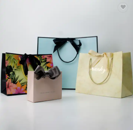 Customized your own logo brand luxury white shopping bag cardboard paper gift bags with ribbon handl / 3