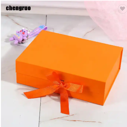 Chengruo Stock Cajas Embalaje Origami Foldable Book Style Magnetic Closure Gift Paper Box Packaging  / 2