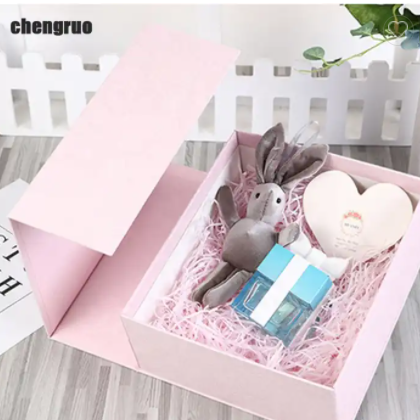 Chengruo OEM Custom Shoe Boxes With Logo And Silk Foldable Book Style Magnetic Closure Gift Paper Bo / 3