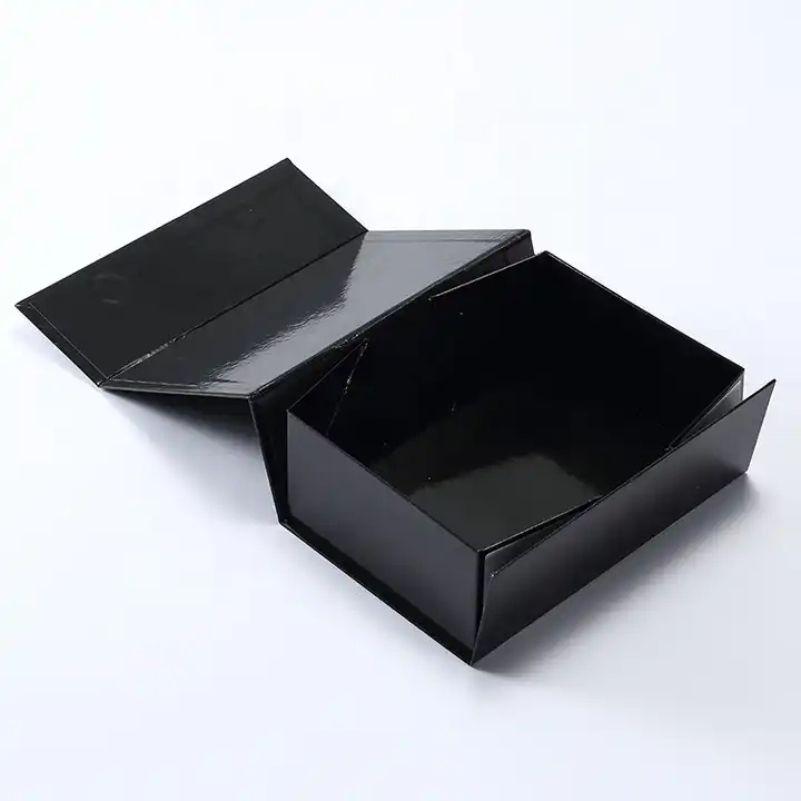 Manufacture folding cosmetic product packaging black paper magnetic glossy box with custom logo / 1