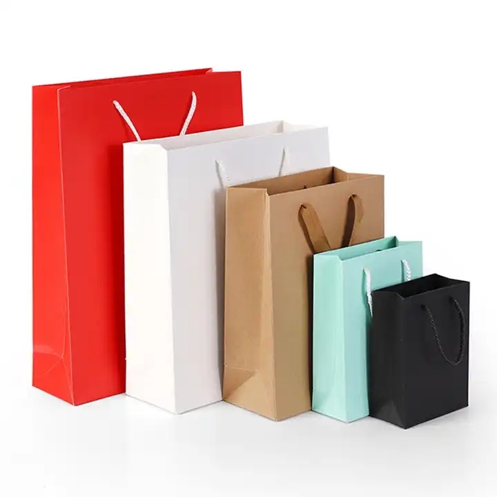 Exclusive White Kraft Paper Bag Wholesale with Paper Handle personalised gift paper bag / 1