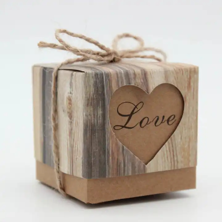 Vintage Kraft Paper Gift Boxes Love Heart Candy Box for Wedding Party Home Decorations / 1